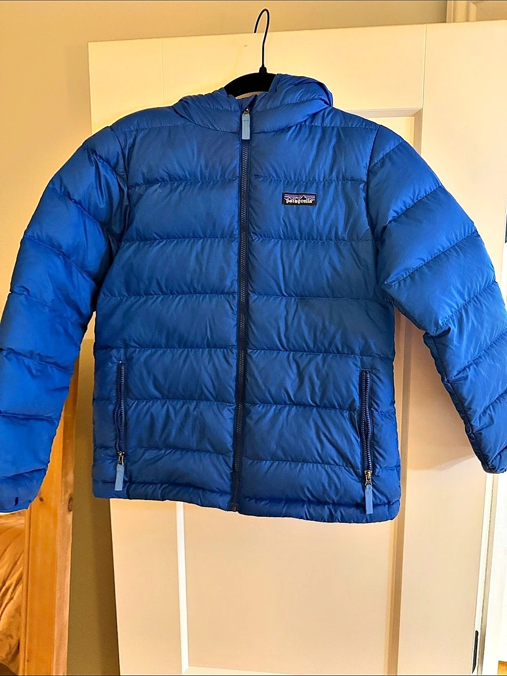 Kids Patagonia Blue Puffer Jacket Size Medium Like New